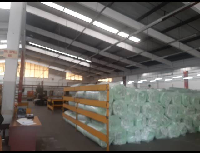 3,120M² WAREHOUSE TO LET IN NEW GERMANY